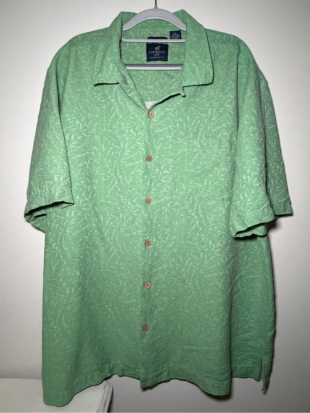 Caribbean Joe Green Short-Sleeve Button-Up 100% silk Shirt